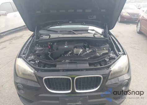 2013 BMW X1 xDrive28I z USA, uszkodzony, nr VIN WBAVL1C54DVR85516